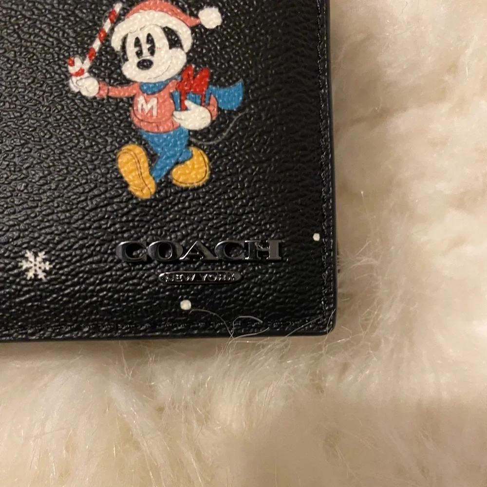 Disney X Coach 3 In 1 Wallet With Holiday Print - Picture 3 of 12